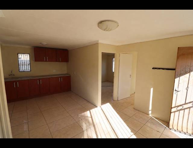 3 BEDROOM PROPERTY TO RENT IN GLEN RIDGE